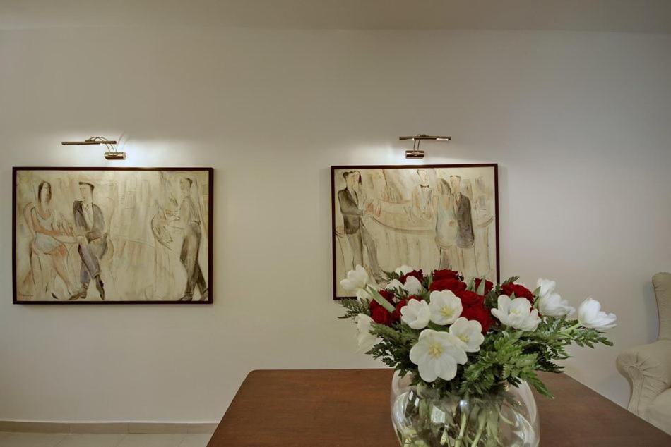 Aloe Luxury Apartments ปอร์โตเฮลี ภายนอก รูปภาพ