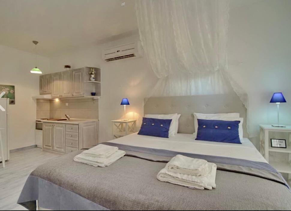 Aloe Luxury Apartments ปอร์โตเฮลี ภายนอก รูปภาพ